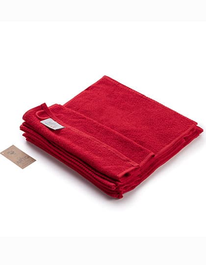 Facetowel — Fire Red