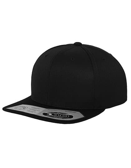 110 Fitted Snapback — Black