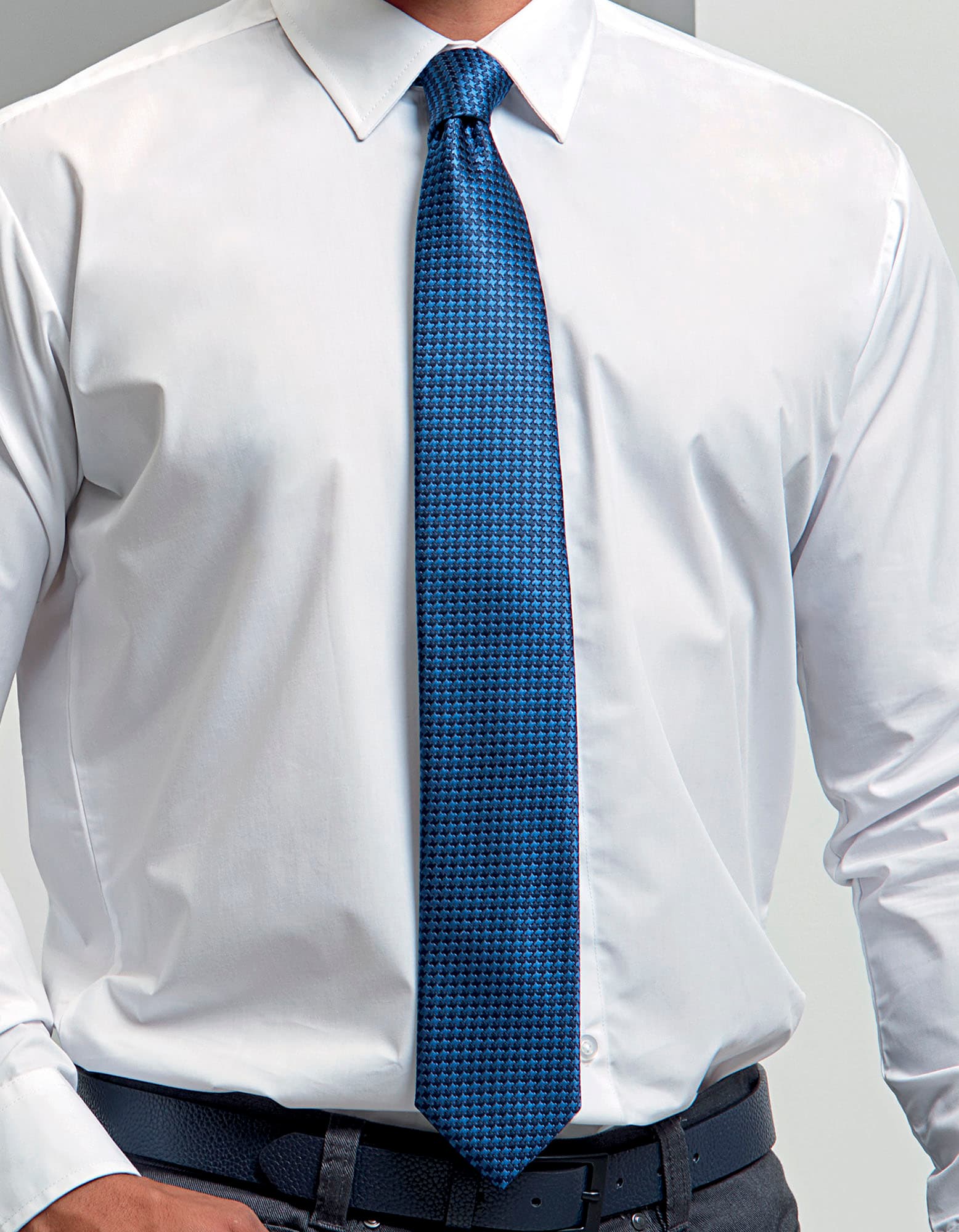 Puppy Tooth Tie
