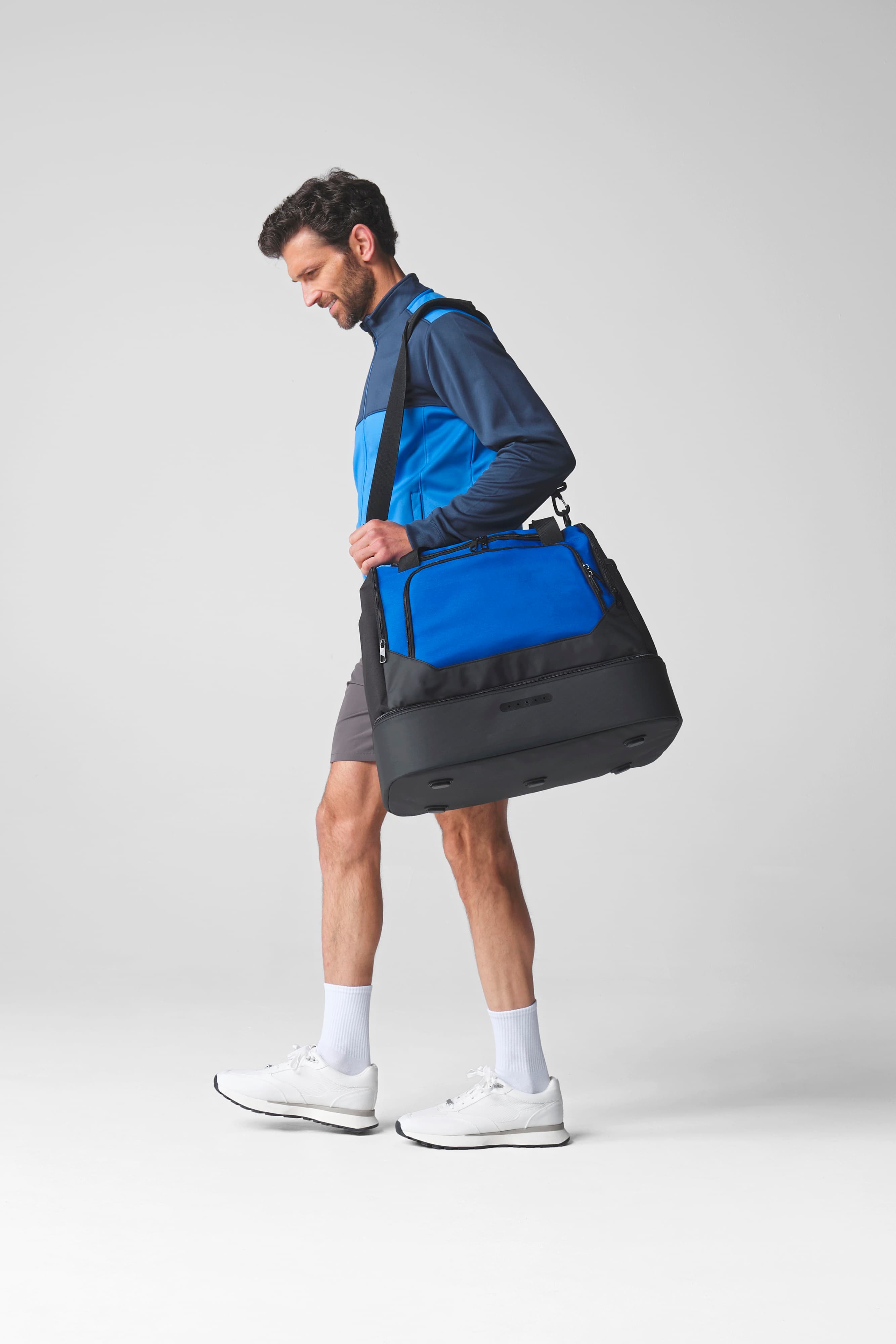 Pro Team Small Hardbase Holdall