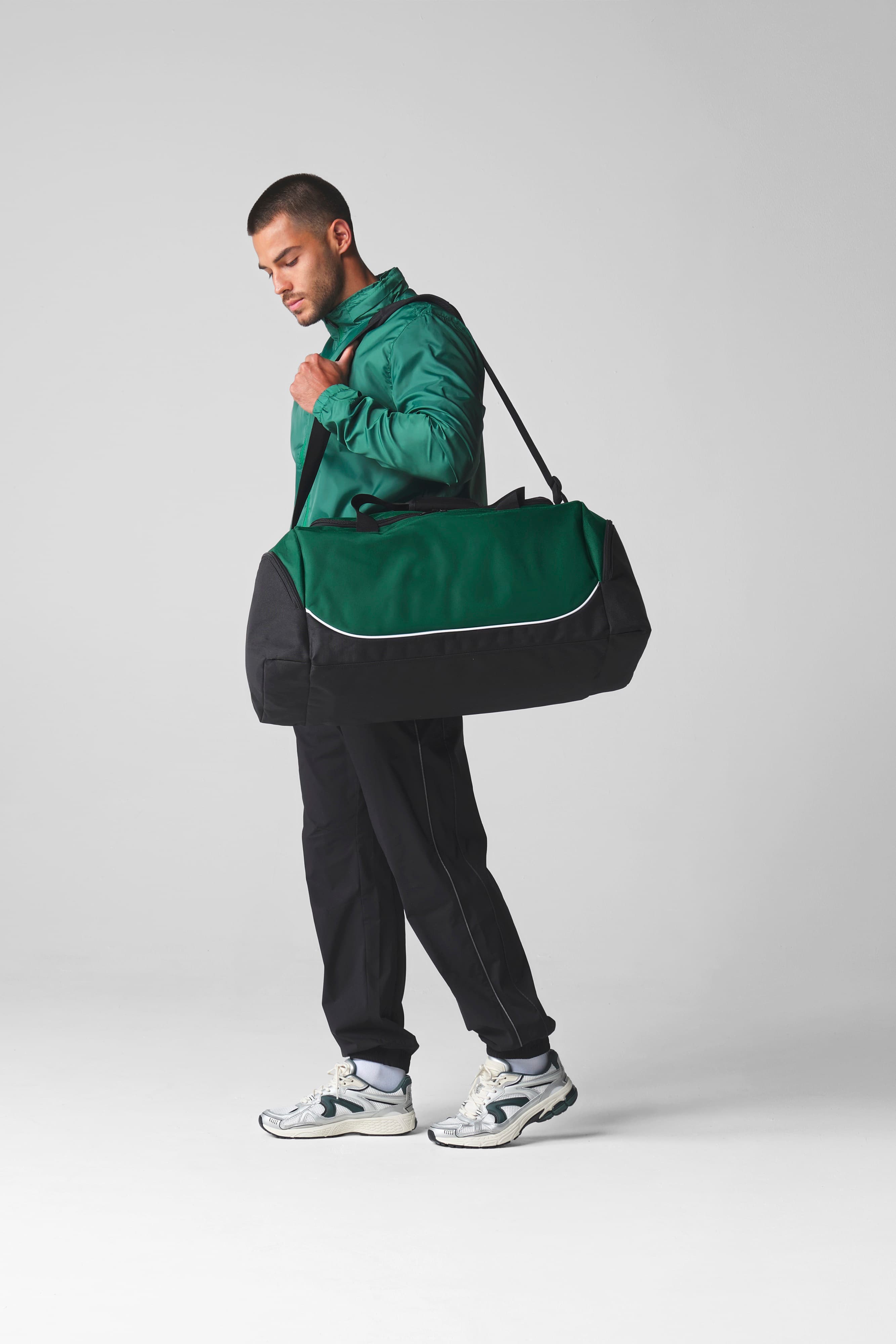 Teamwear Medium Holdall