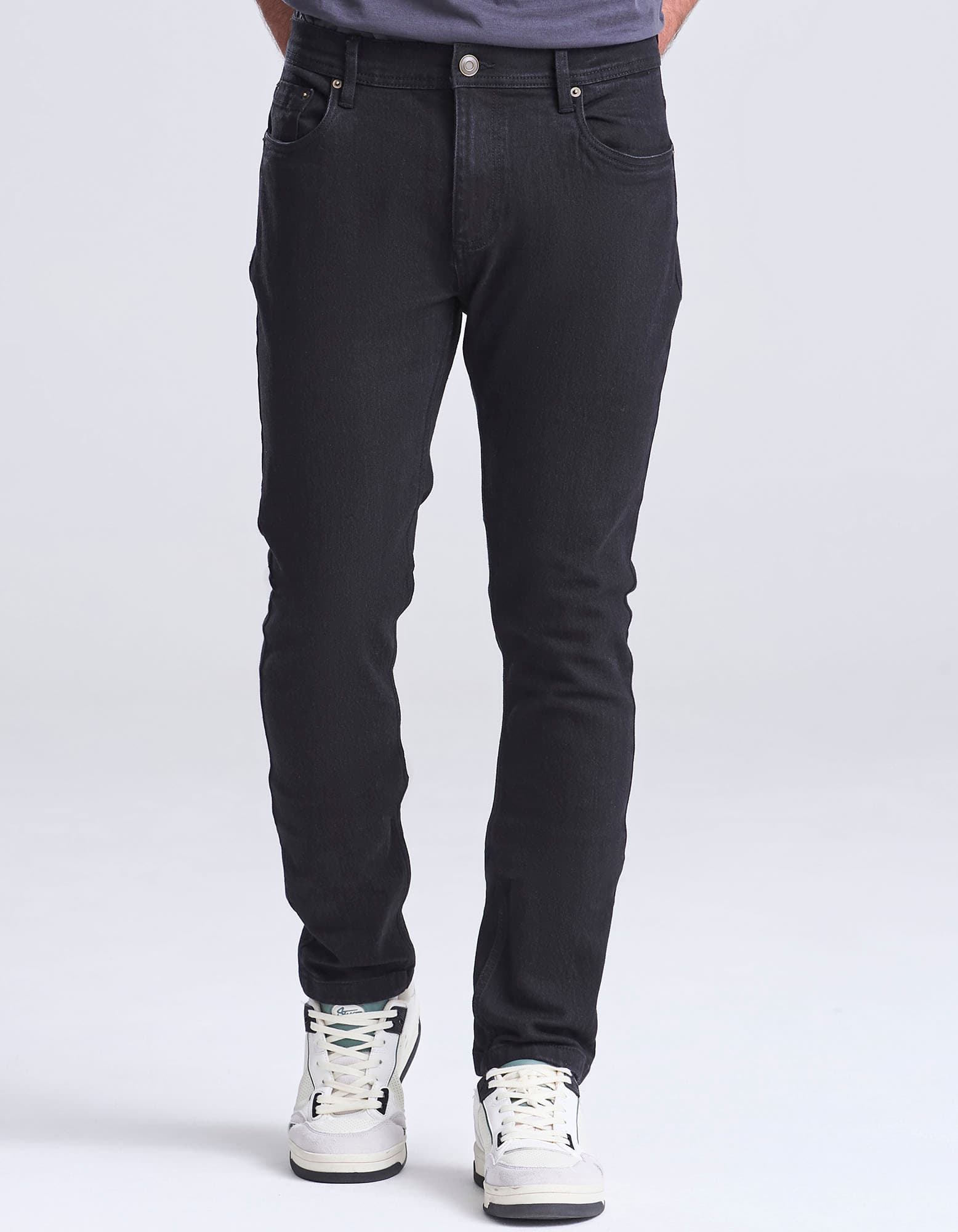 Max Slim Jeans