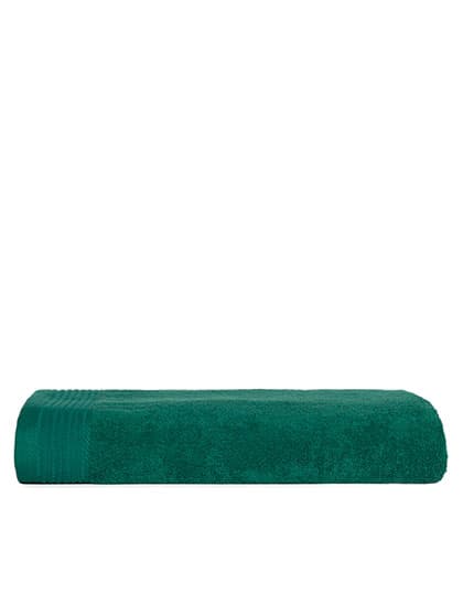 Classic Beach Towel — Emerald Green