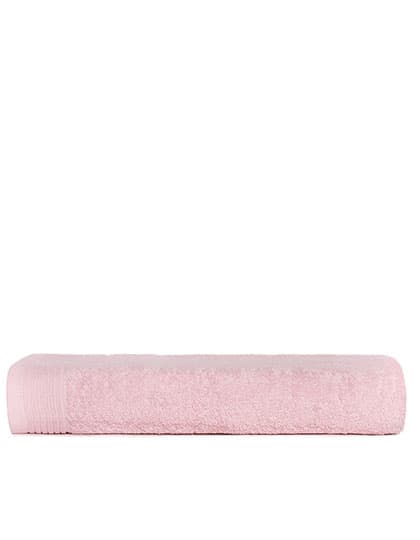 Classic Beach Towel — Light Pink